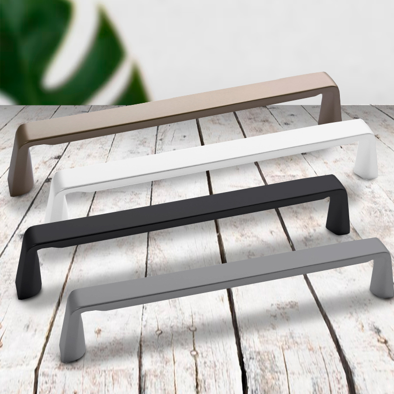 Ручка-скоба мебельная Trodos "DMZ-22707" 160мм сплав ЦАМ 141гр, хром матовый