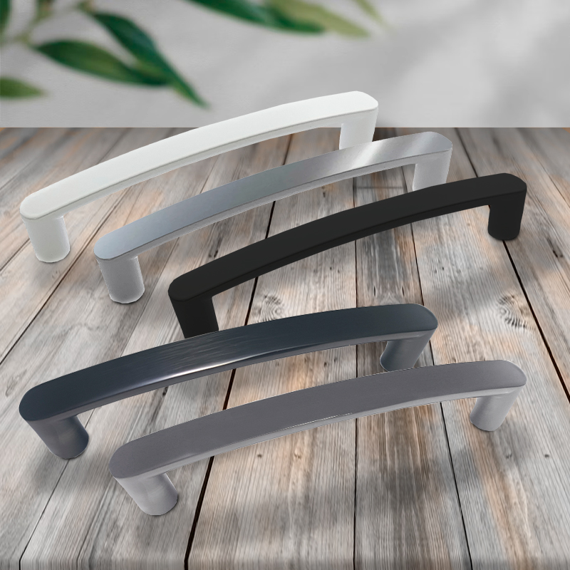 Ручка-скоба мебельная Trodos "22689" 128мм сплав ЦАМ 126гр, черный