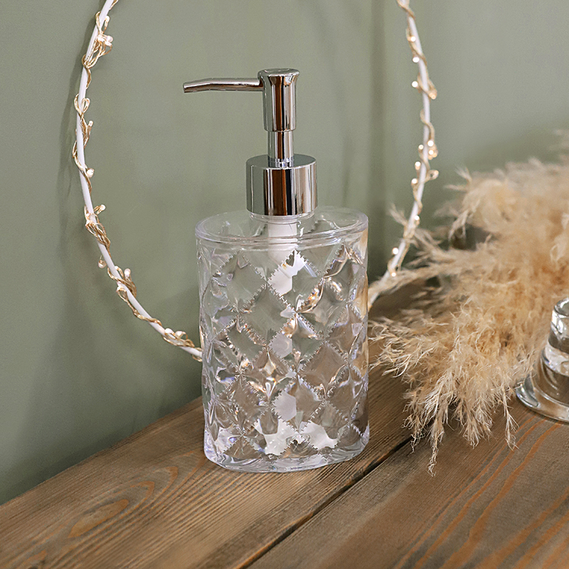 Дозатор для жидкого мыла Delphinium коллекция "Ice", пластик