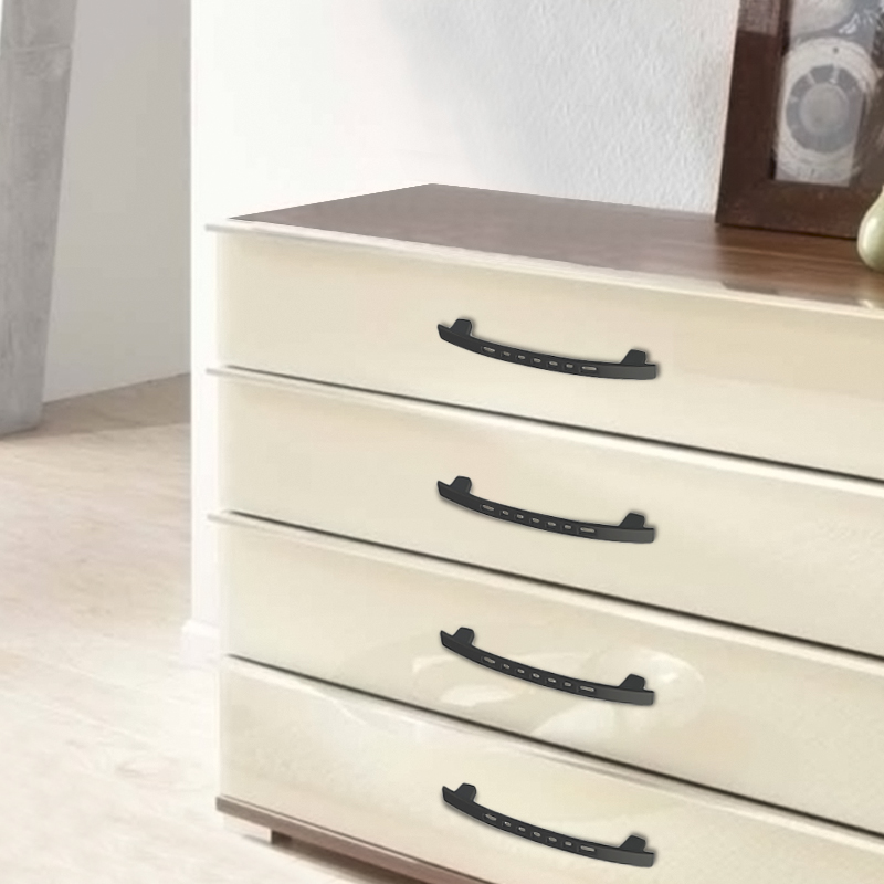 Ручка-скоба мебельная Trodos "ZY-5" 96мм сплав ЦАМ 29гр, черный 