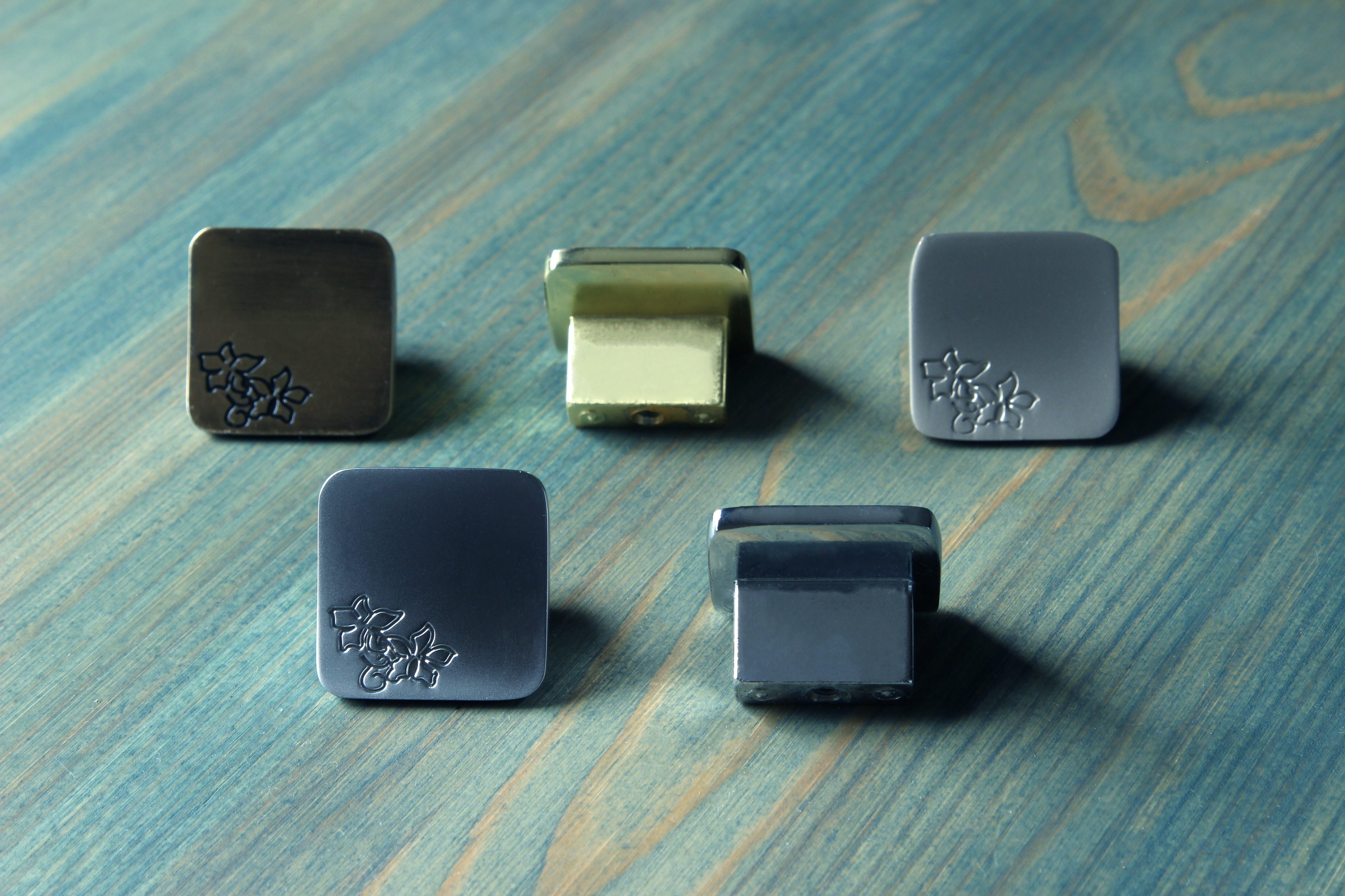 Ручка-кнопка мебельная Trodos "ZY-61" сплав ЦАМ, хром матовый