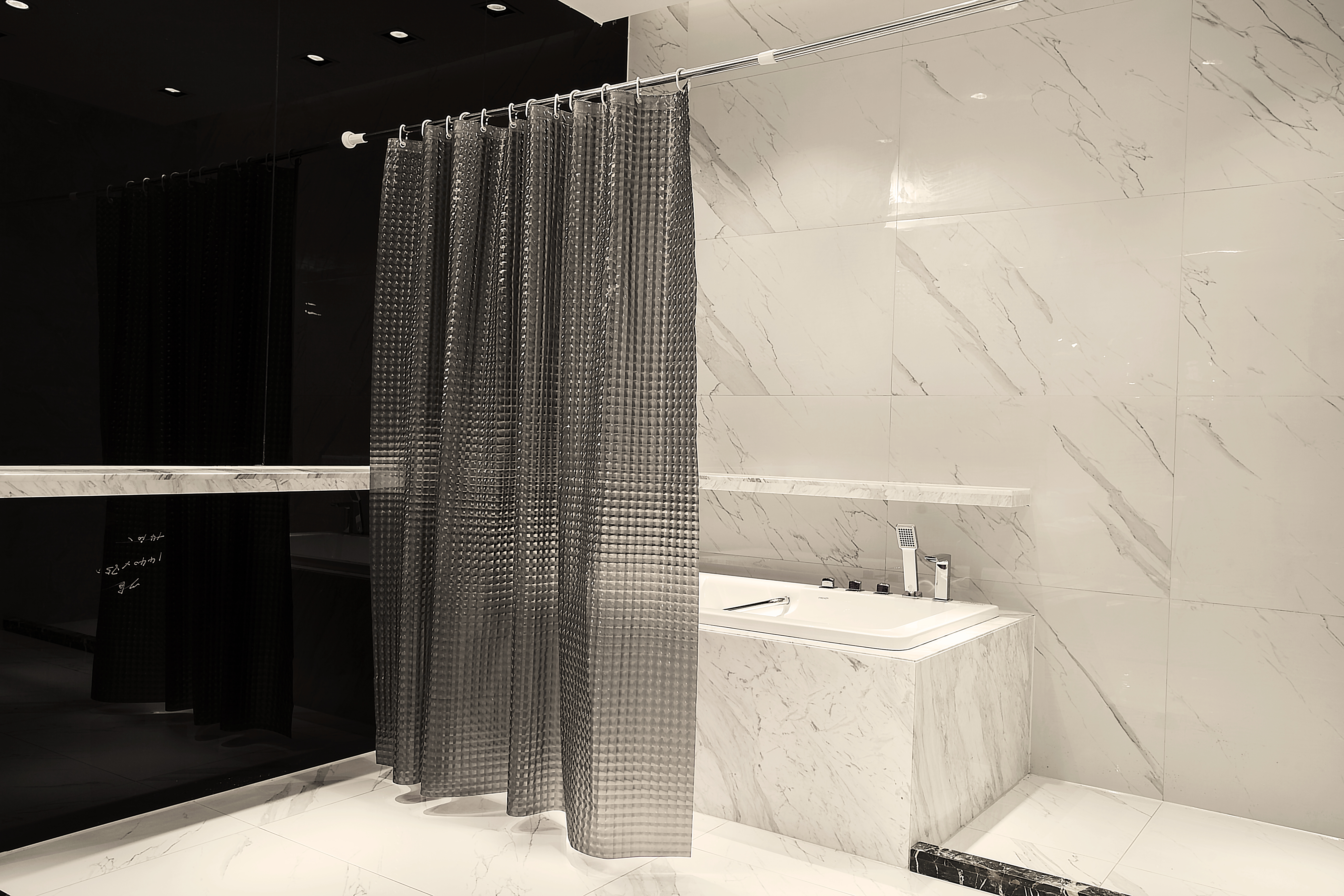 Штора для ванной Zenfort "Лаурель 3D" ПВХ 180х180см, 12 колец, дымчатый