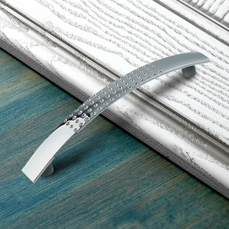 Ручка-скоба мебельная Trodos "ZY-9А" 96мм сплав ЦАМ 36гр, хром